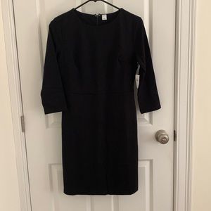 NWT womens black old navy dress, size small. 3/4 sleeves. Hits above knee.